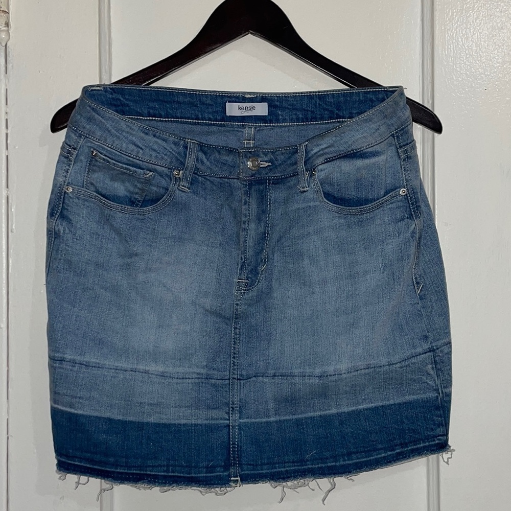 KENSIE JEANS Frayed Hem Mini Skirt